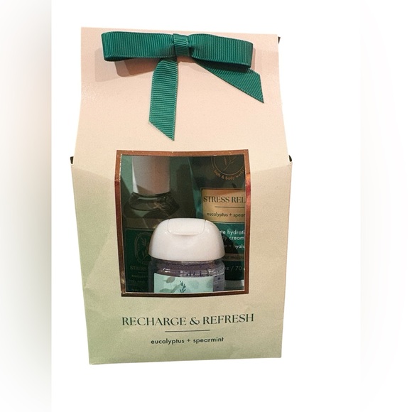 Bath & Body Works Other - Bath & Body Works Aromatherapy Eucalyptus Spearmint Gift Set